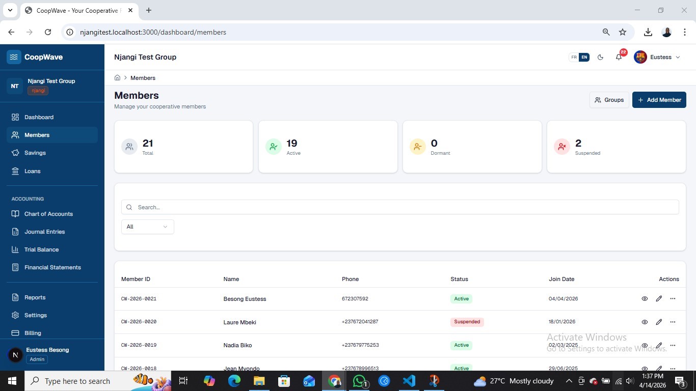 CoopWave members page — member list with status badges and search